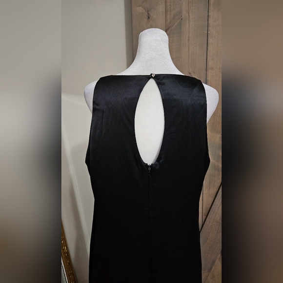 Vintage CADAZ 100% Silk Midi Shift Sleeveless Slip Dress In Black. Size 10 - Picture 12 of 15